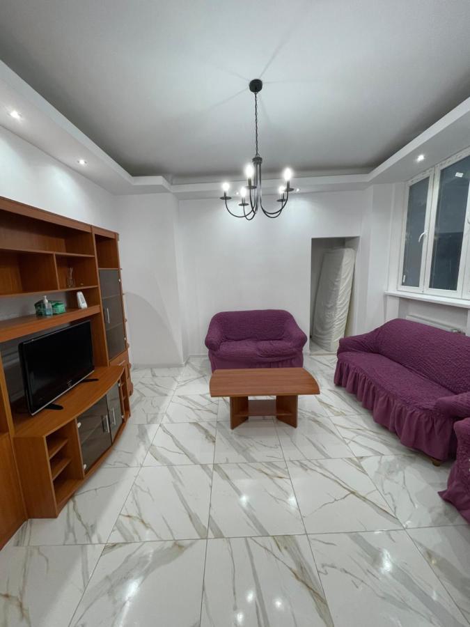 3 Rooms Apartament In The City Center Of Bucharest Exterior photo